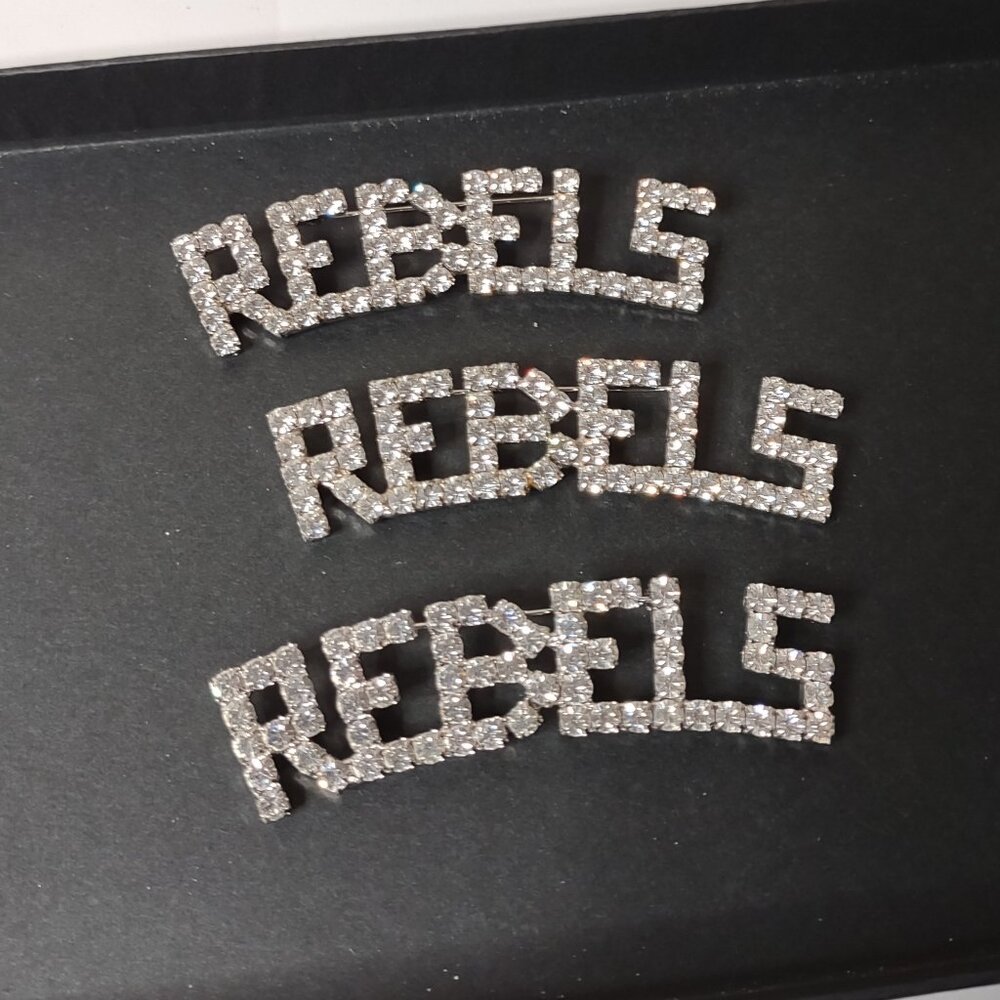 Set Of 3 Rebels Brooches With Clear Stones
